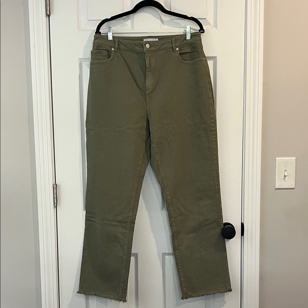 LOFT Olive Green Casual Jeans Curvy Fit